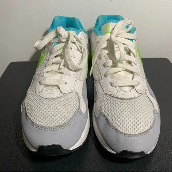 Nike Air Max - Picture 8 of 12